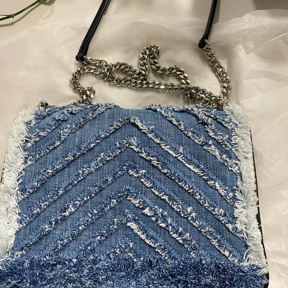 Kate Spade Amelia Jeweled Blue Denim Crossbody Bag with Chain Strap. NWOT - Picture 7 of 9